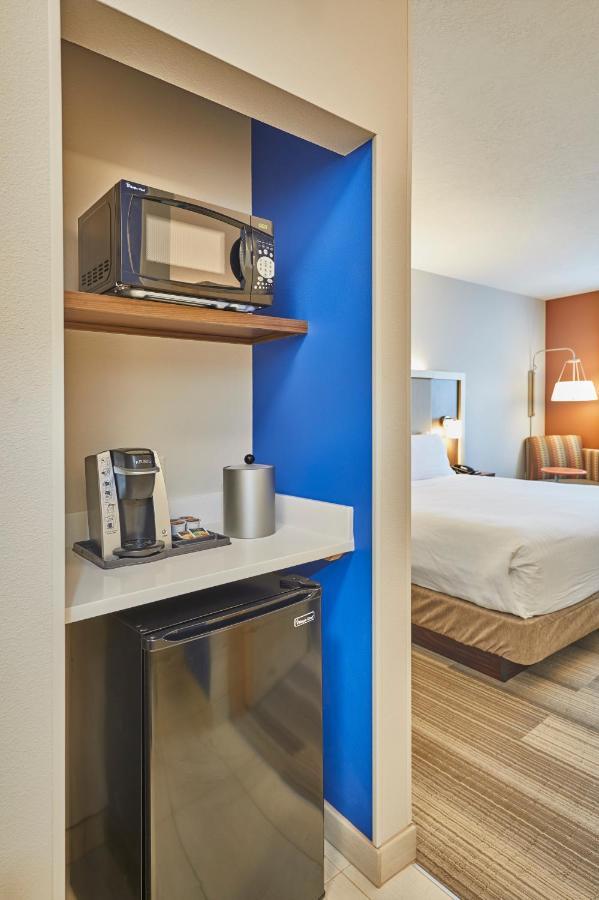 Holiday Inn Express Hotel & Suites Medford-Central Point By Ihg Екстериор снимка