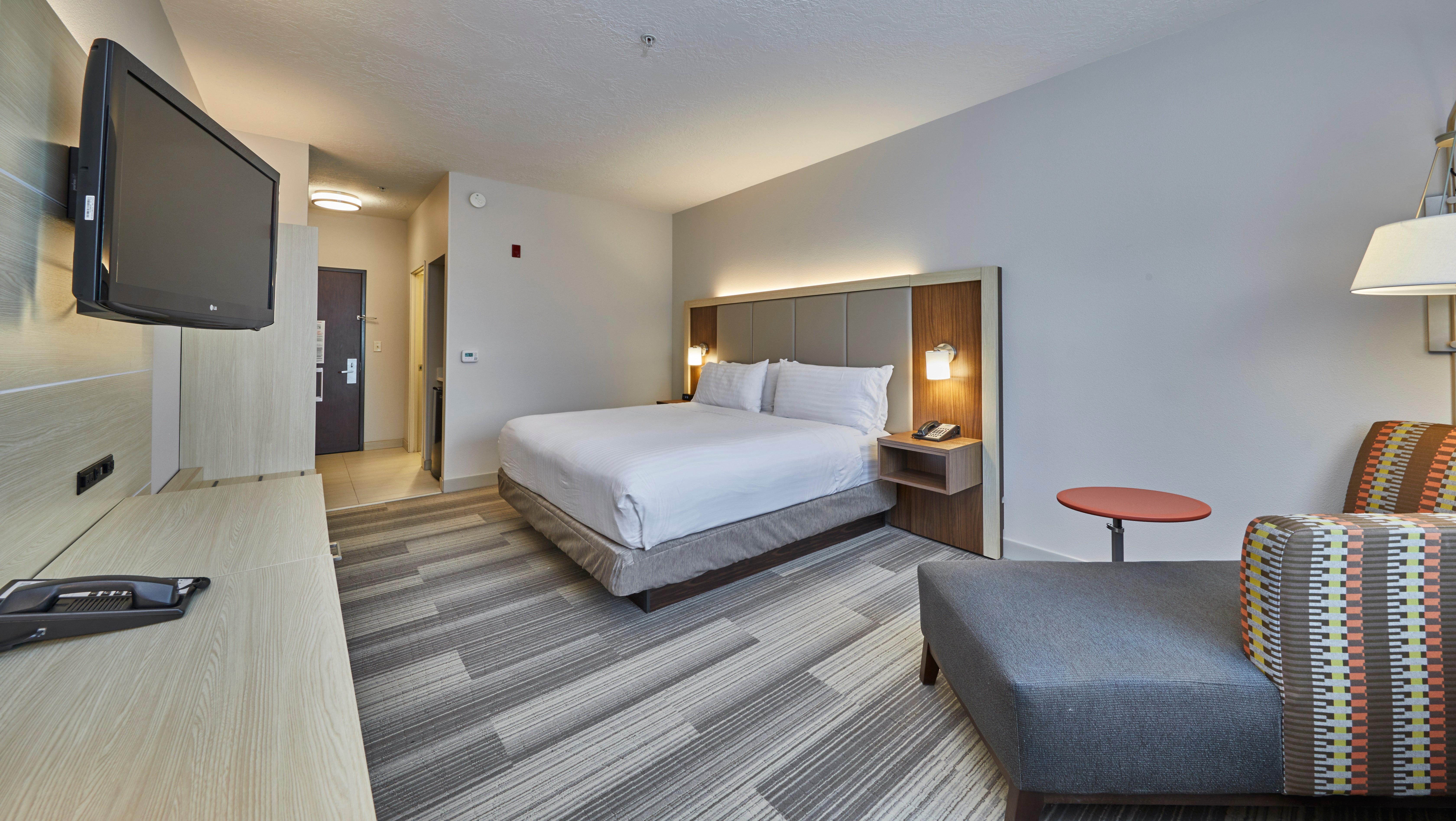 Holiday Inn Express Hotel & Suites Medford-Central Point By Ihg Екстериор снимка