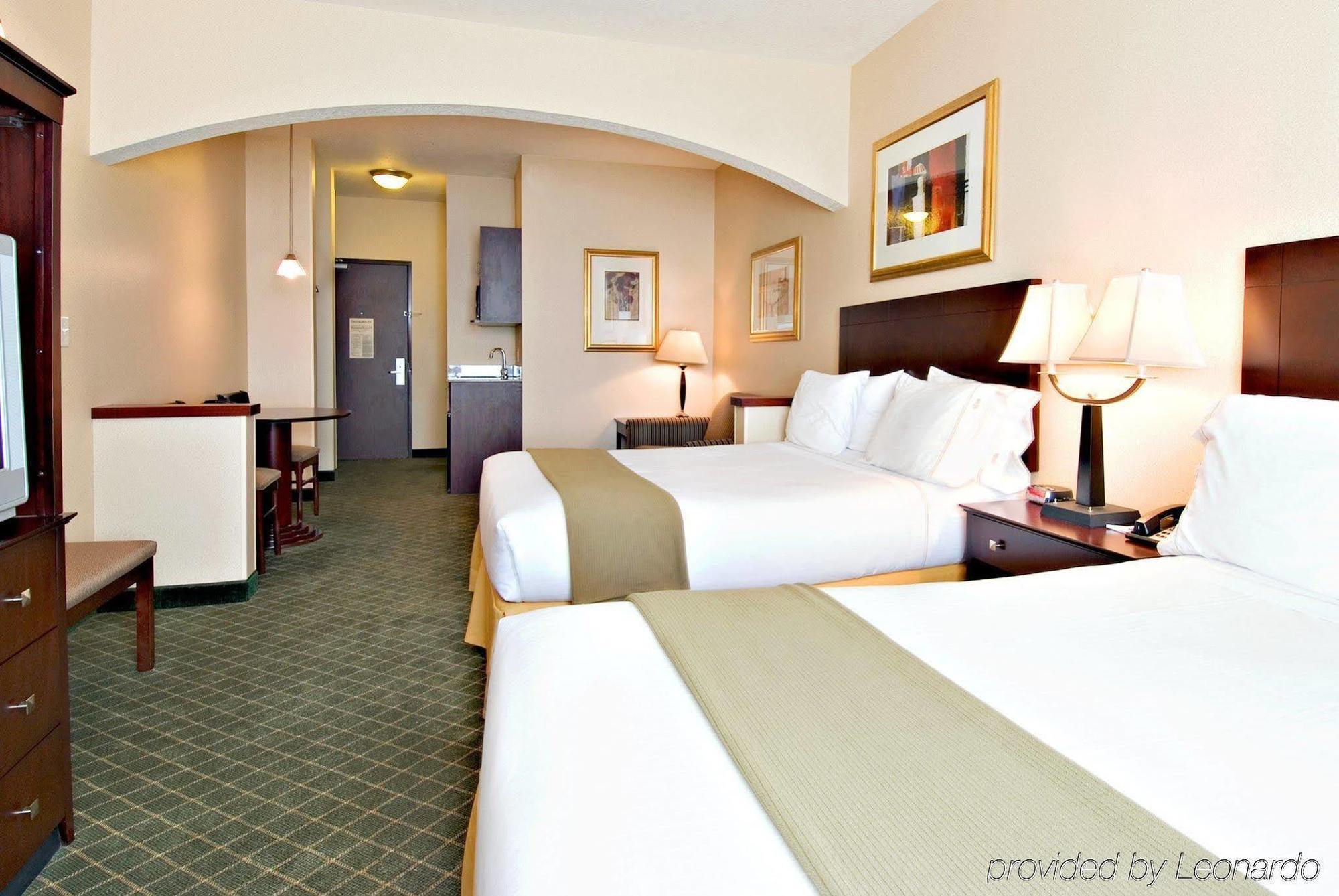 Holiday Inn Express Hotel & Suites Medford-Central Point By Ihg Екстериор снимка
